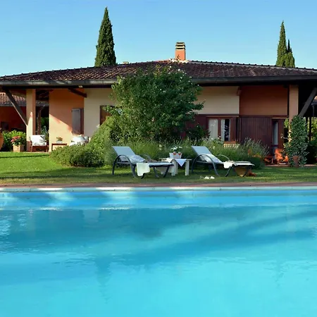 Ines The Elegance Of The Tuscan Countryside *